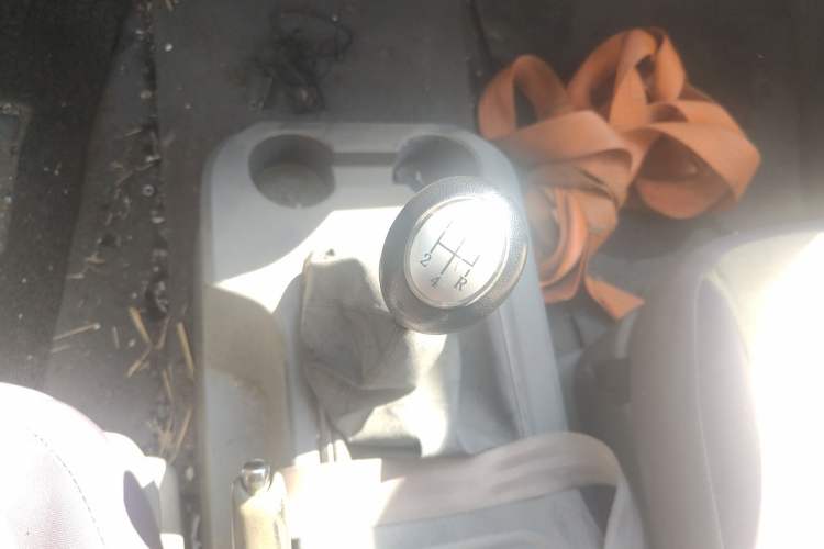 Used FORTHING Lingzhi 2012 Commercial Version 1.6L Utility Model