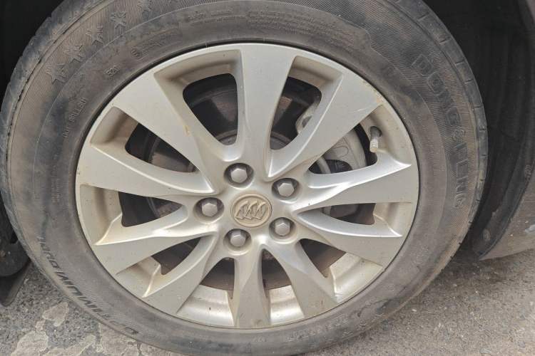 Used Buick LaCrosse 2013 2.4L SIDI Elite Comfort Version