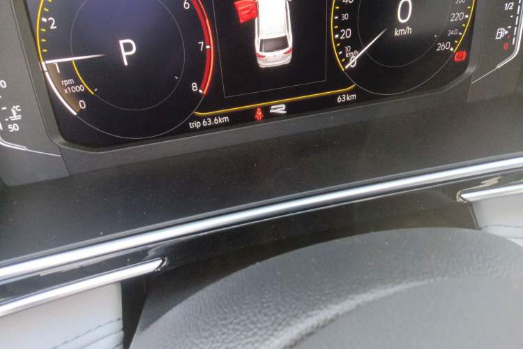 Used Volkswagen Tiguan L 2025 Model Outstanding Version 330TSI Automatic Two-Wheel Drive R-Line Longyao Edition