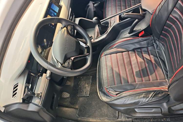 Used Roewe i5 2023 1.5L Manual Comfort Edition