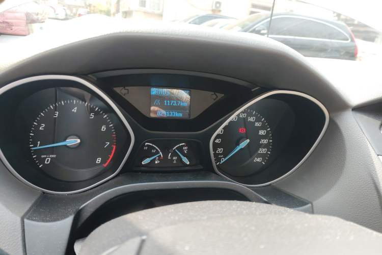 Used Ford Focus 2012 Sedan 1.6L Automatic Comfort Model
