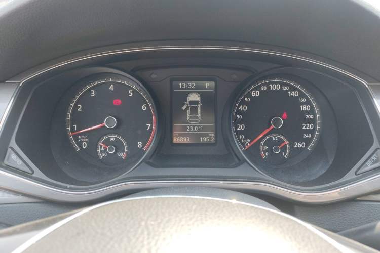 Used Volkswagen Passat 2016 330TSI DSG Luxury Edition Instrument Cluster