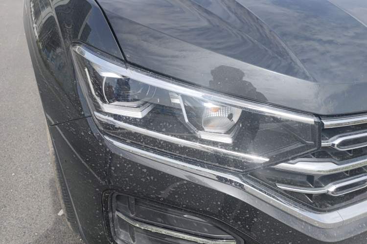 Used Volkswagen Tayron 2020 330TSI Two-Wheel Drive Luxury Smart Connectivity Version
