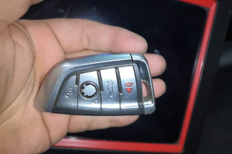 Used BMW 3 Series 2018 320Li Leading Model M Sport Package
