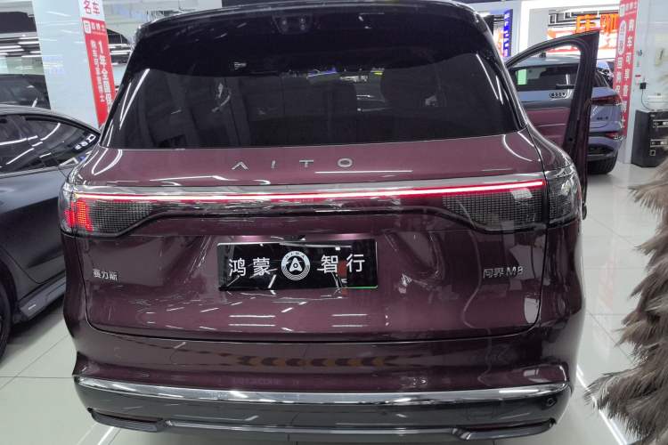 Used Hima AITO M8 2025 Extended-Range Ultra Version 53.4 kWh 5-Seater Edition Rear