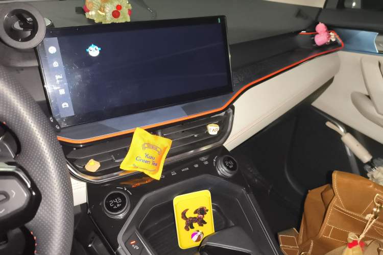 Used Lynk & Co 06 2023 Remix 1.5T Dynamic Halo
