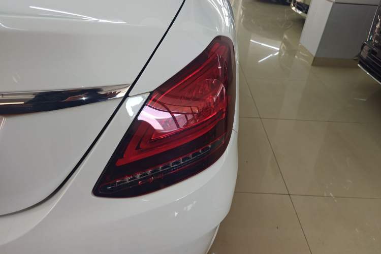 Used Mercedes-Benz C-Class 2021 C 200 L Fashion Edition Sport Version
