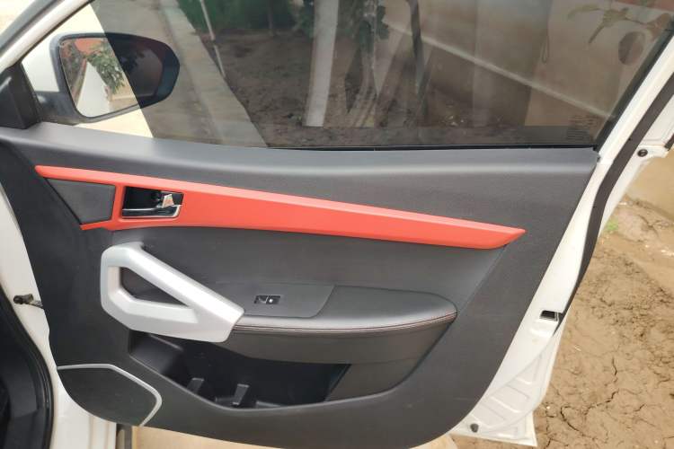 Used JAC Refine S2 2018 Smart Drive Edition 1.5L Manual Luxury Smart Model