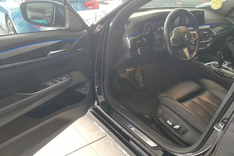 Used BMW 6 Series GT 2019 630i M Sport Package
