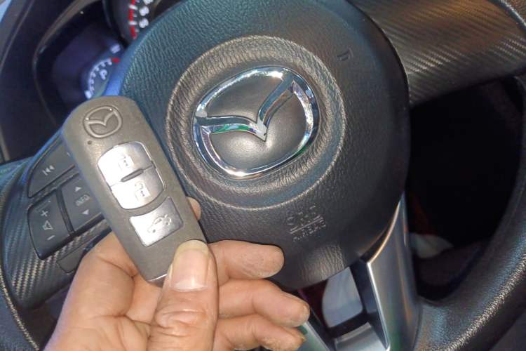 Used Mazda 3 Axela 2016 Sedan 1.5L Automatic Comfort Model Vehicle Key