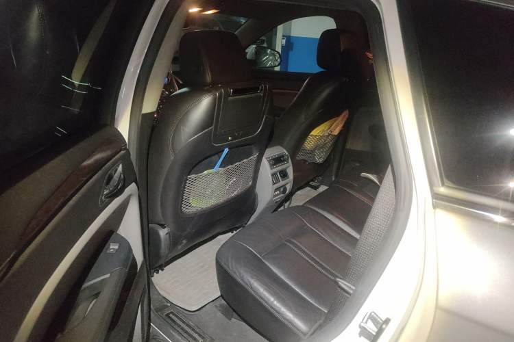 Used Cadillac SRX 2011 3.0L Flagship Edition