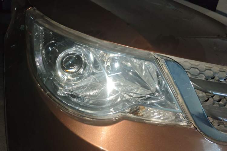 Used Baojun 730 2014 1.5L manual Comfort ESP version 7 seats