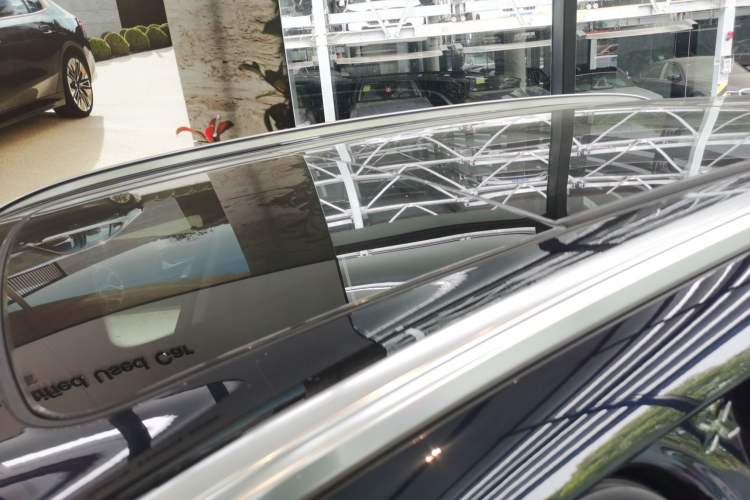 Used BMW X5 2023 xDrive 30Li Luxury M Sport Package Roof