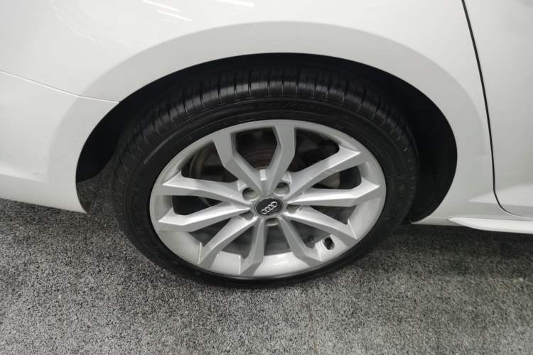 Used Audi A4L 2018 30th Anniversary Edition 40 TFSI Trendy Model
