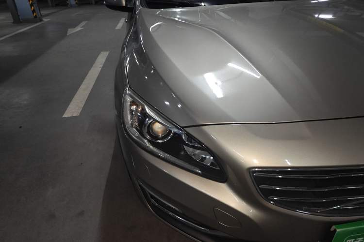 Used Volvo S60 2016 S60L T4 Zhiyuan Edition
