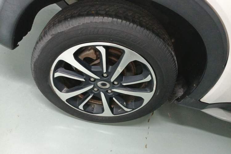 Used CIIMO X-NV 2020 Windstorm Edition Right Rear Wheel Hub