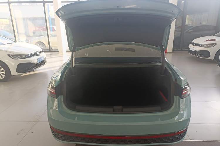 Used Volkswagen Passat 2025 Pro 380TSI Starry Dragon Luxury Edition