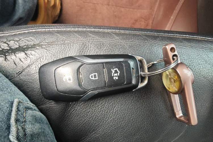 Used Ford Edge 2016 EcoBoost 245 Four-Wheel Drive Titanium Edition 7-Seater