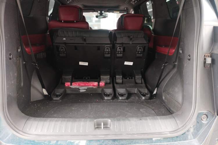 Used GAC Trumpchi M8 2023 Zongshi Series Dual-Motor Supreme Edition Trunk