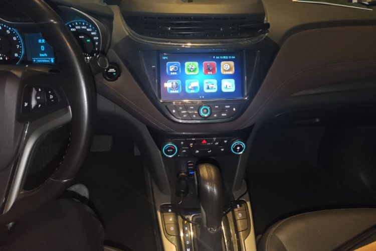 Used Chevrolet Malibu 2018 530T Automatic Luxury Edition Audio And AC Panel