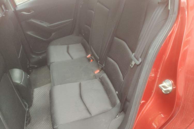 Used Mazda 3 Axela 2016 Sedan 1.5L Automatic Luxury Model