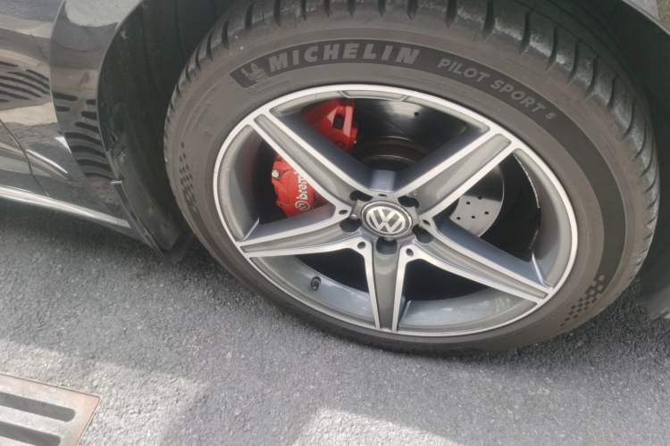 Used Volkswagen Phideon 2018 Revised Version 380TSI Two-Wheel Drive Business Edition
