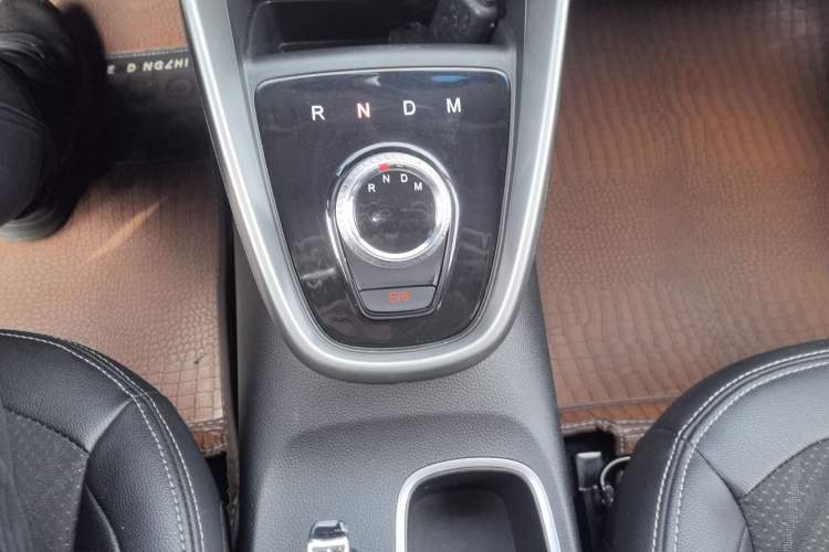 Used Baojun 510 2017 1.5L Automatic Fashion Model
