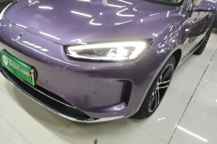 Used Hima AITO M5 2025 Extended-Range Ultra All-Wheel-Drive Version
