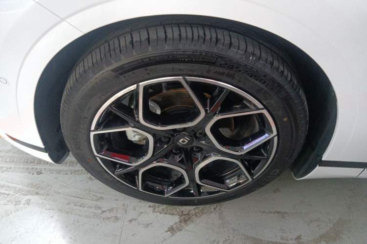 Used CHANGAN NEVO A07 2025 Range-Extended "True Fragrant" Edition 230 Premium Version Exterior 4