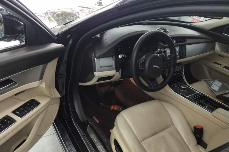 Used Jaguar XFL 2017 XFL 2.0T 200PS Luxury Edition