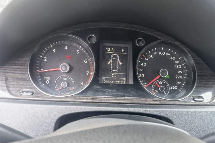 Used Volkswagen Magotan 2013 2.0 TSI Prestige Model
