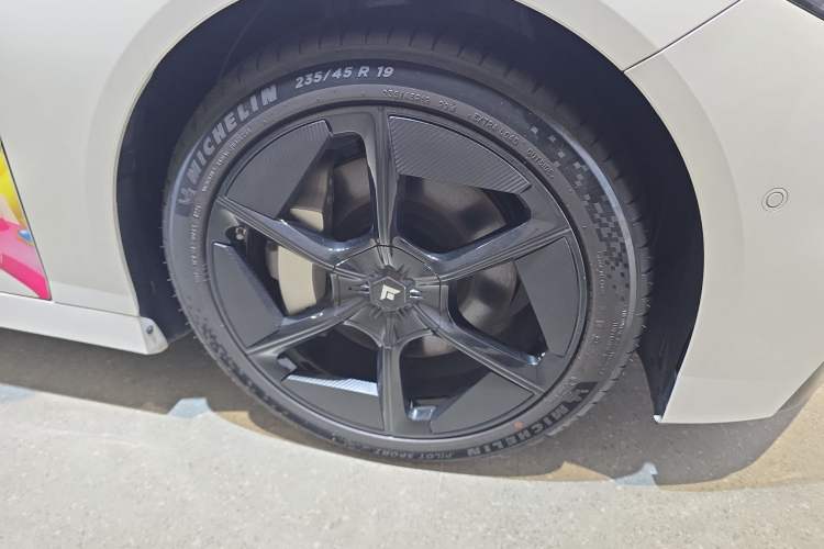 Used Hyptec GT 2024 Global Model 710 Ultra-High-Voltage LiDAR Edition