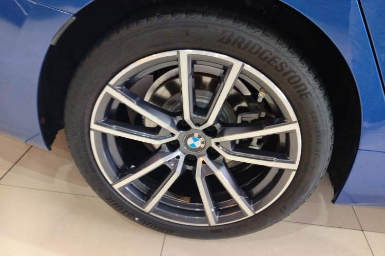 Used BMW 3 Series 2020 320Li M Sport Package Right Rear Wheel Hub