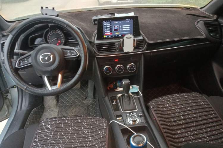 Used Mazda CX-4 2021 2.0L Automatic Two-Wheel Drive Blue Sky Dynamic Edition
