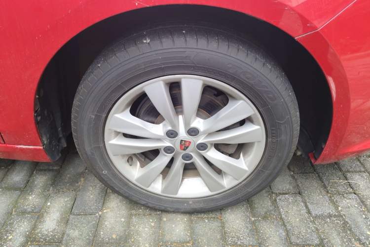 Used Roewe 360 2015 1.5L Manual Luxury Edition