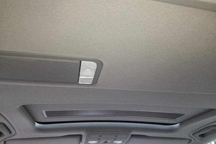 Used Volkswagen Phaeton 2012 3.0L Elite Custom Edition