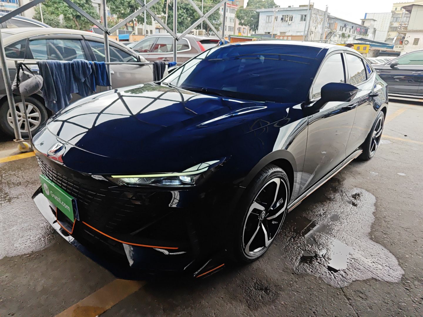 Parte inferior delantera