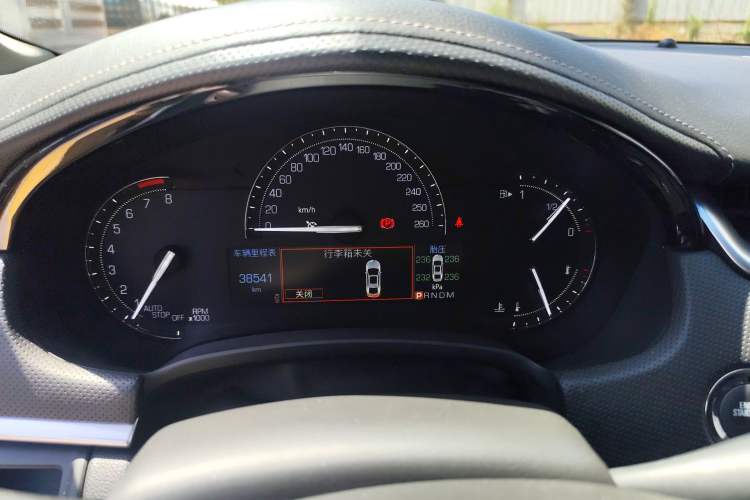 Used Cadillac XTS 2018 28T Elite Edition Instrument Cluster