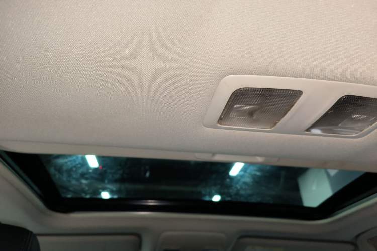 Used Mazda Atenza 2017 2.0L Blue Sky Luxury Edition
