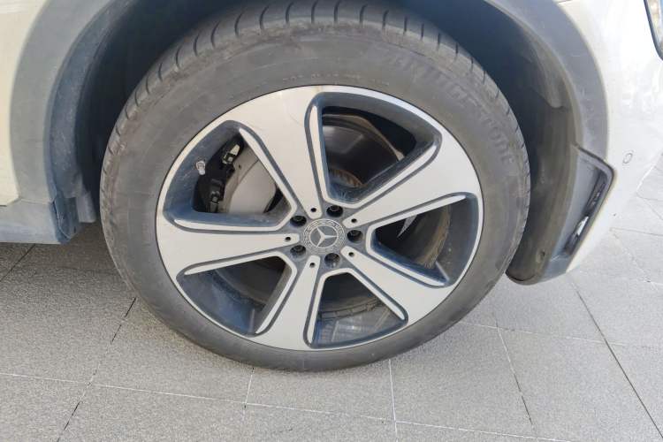 Used Mercedes-Benz GLC 2020 GLC 300 L 4MATIC Luxury Model
