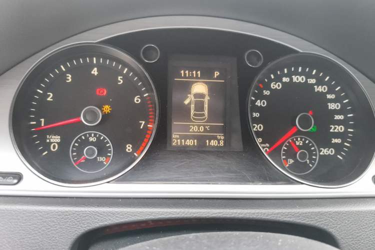 Used Volkswagen Magotan 2015 1.8TSI Comfort Model Instrument Cluster