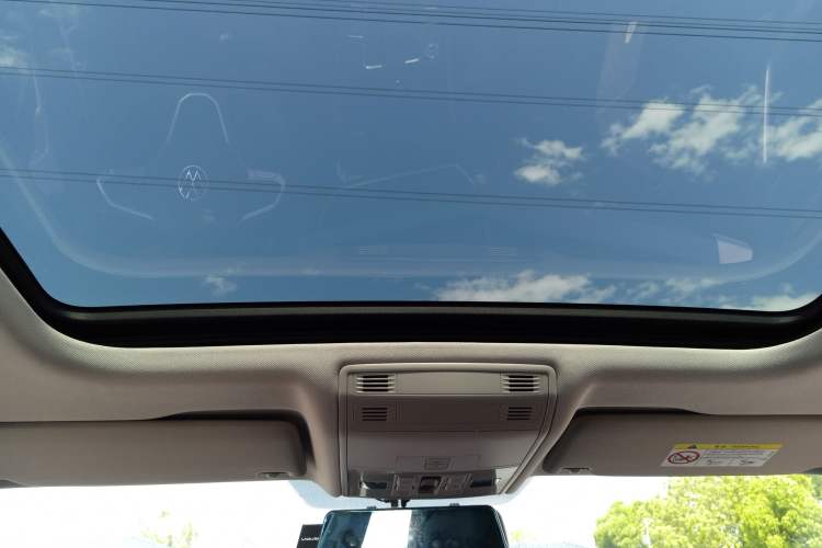 Used Volkswagen Sagitar 2023 200TSI DSG Flyover Edition Headliner