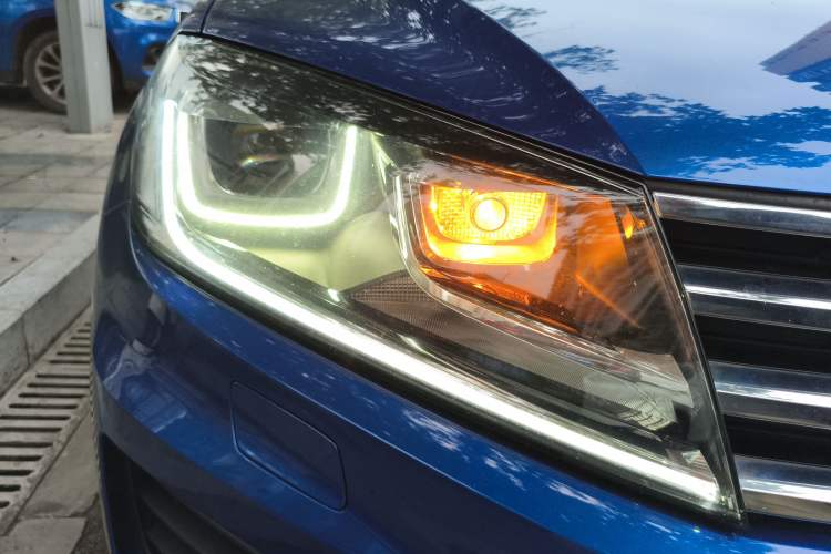 Used Volkswagen Touareg 2018 3.0 TSI Glory Collection Edition
