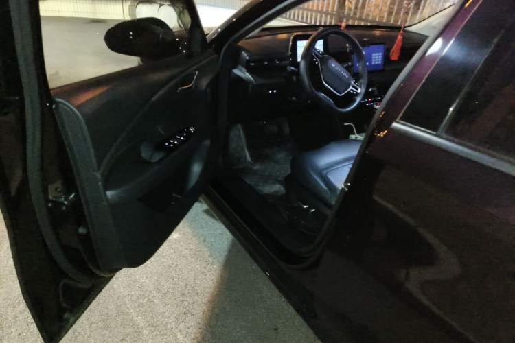 Used Wuling Xingguang 2024 Co-creation Edition 150 Standard Model