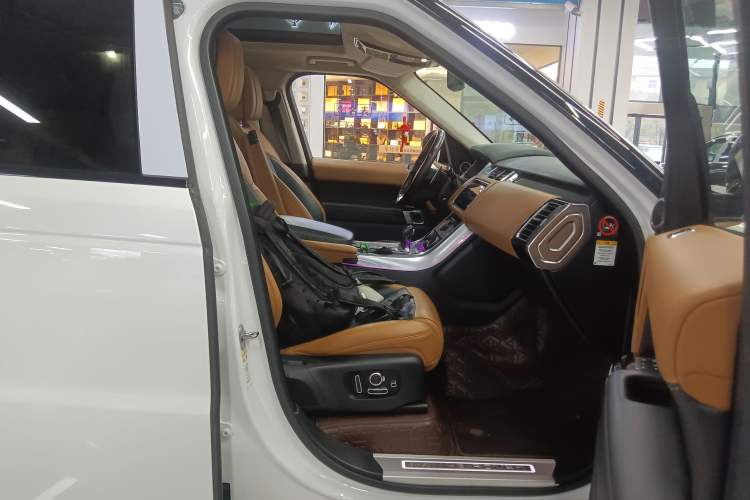 Used Land Rover Range Sport 2018 3.0 SC V6 Fēngshàng Chuàngshì Edition DYNAMIC Right Front Seat