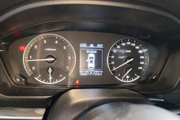 Used Dongfeng Fengon ix7 2020 2.0 TGDI Automatic Two-Wheel Drive Urban Luxury Edition