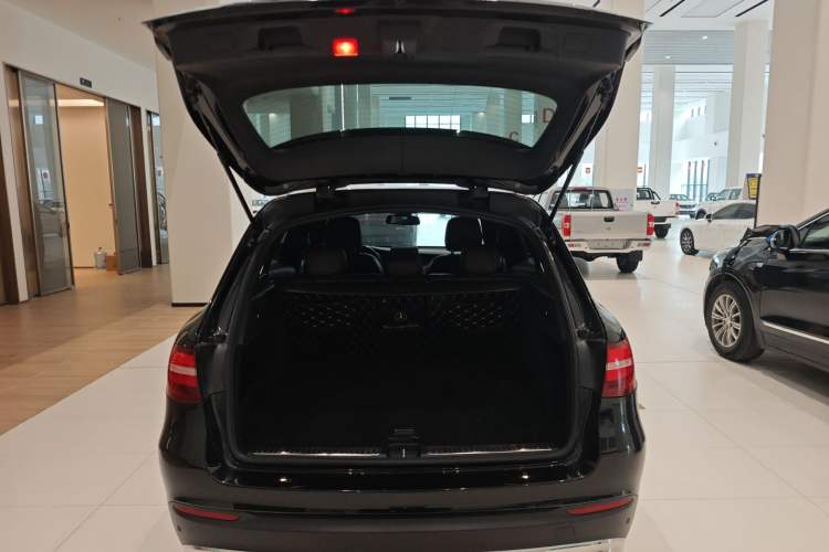 Used Mercedes-Benz GLC 2018 Facelift GLC 200 4MATIC