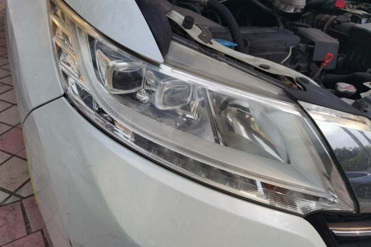 Used Honda Odyssey 2015 Revised Version 2.4L Supreme Edition Right Front Headlight
