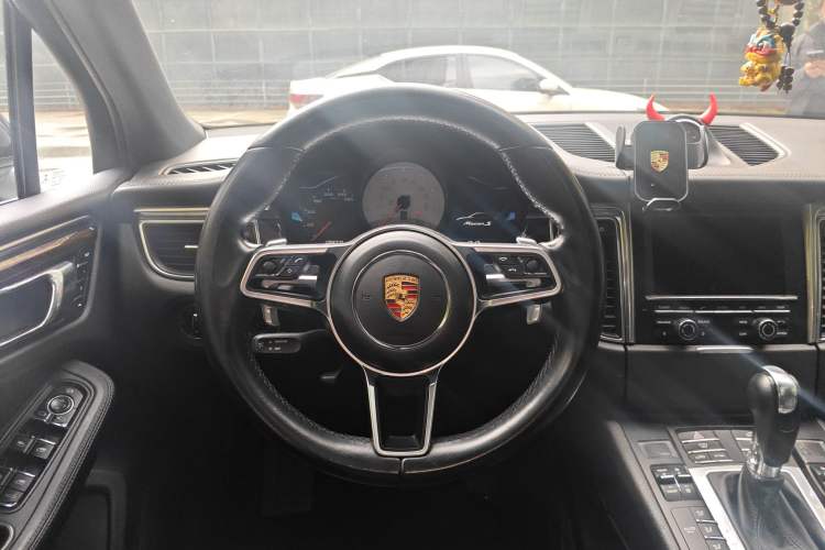Used Porsche Macan 2014 Macan S 3.0T Steering Wheel