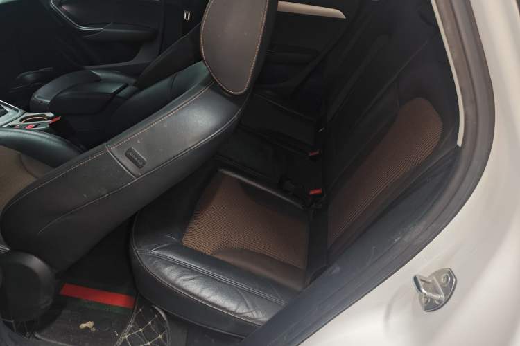 Used Audi Q3 2018 30th Anniversary Edition 35 TFSI Fashion Model Left Rear Seat